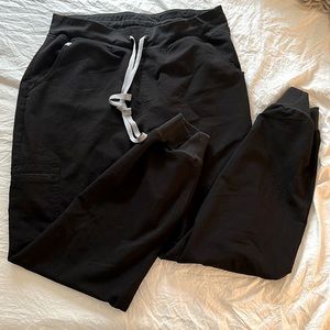 Figs joggers regular length size L